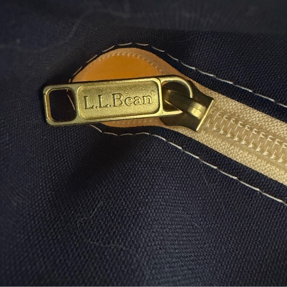 L.L. Bean Vintage White & Navy Blue Double Handle Small Canvas Tote - Like New - Picture 9 of 9